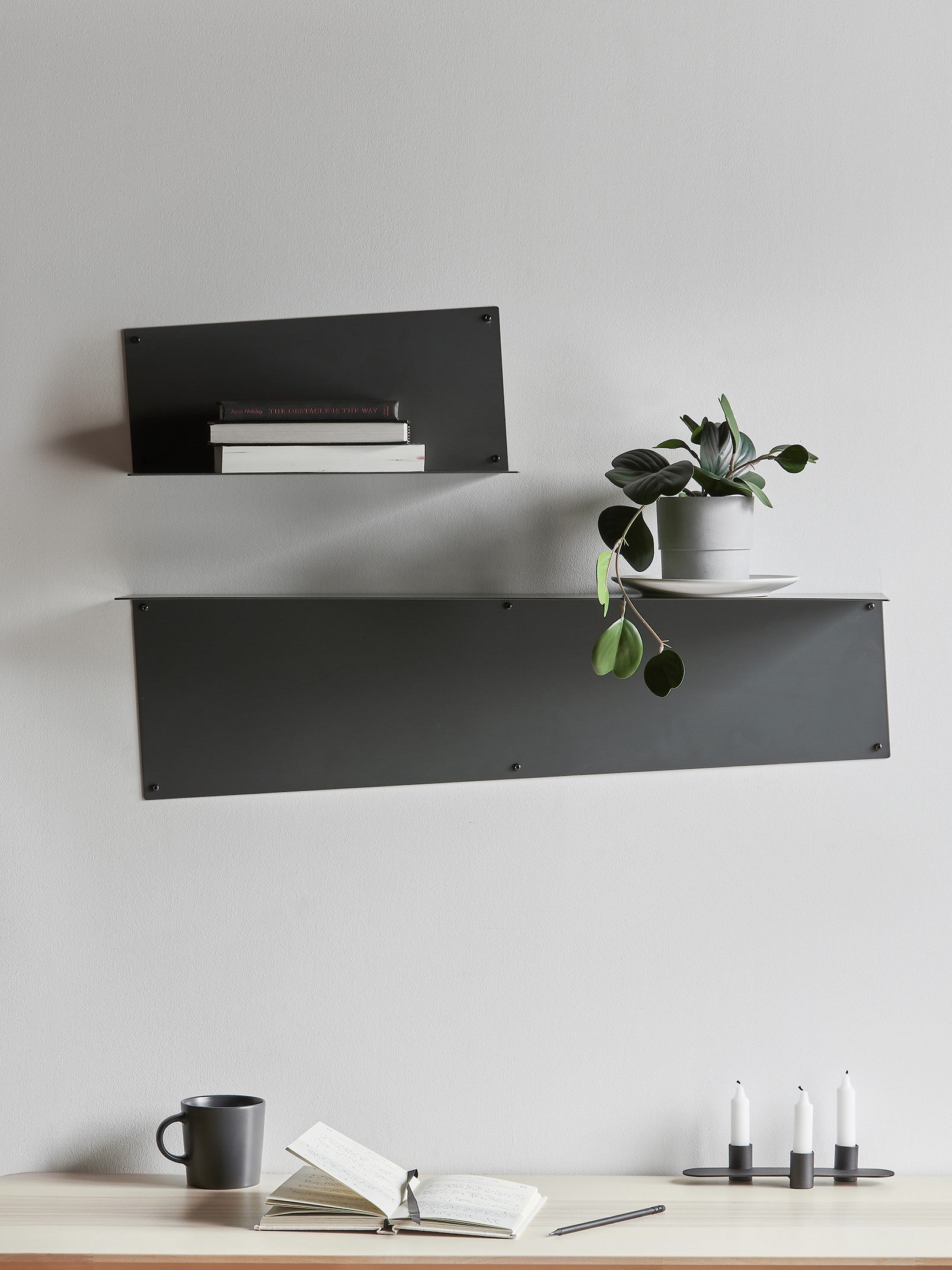 ANGLE - Grand - Gris